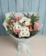 Букет цветов из:  Розы, Лизиантусы и Хризантемы в Митрополье