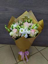 Букет цветов из:  Розы и Лизиантусы #REPLACE_PRED# Митрополье