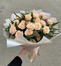 Букет Кремовые розы Латте в Митрополье