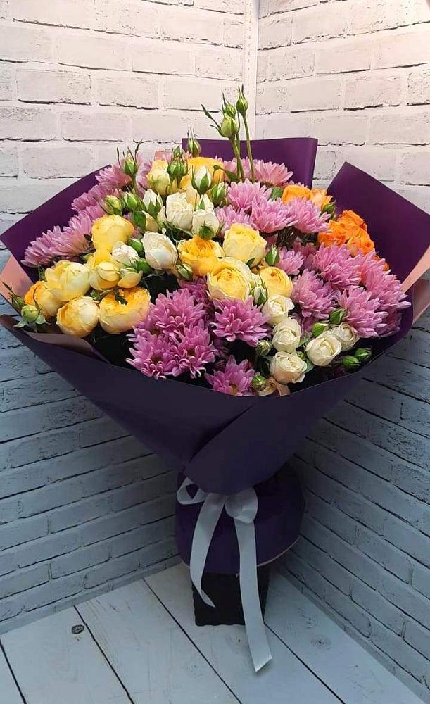 Букет цветов из: Хризантемы и Розы в Митрополье