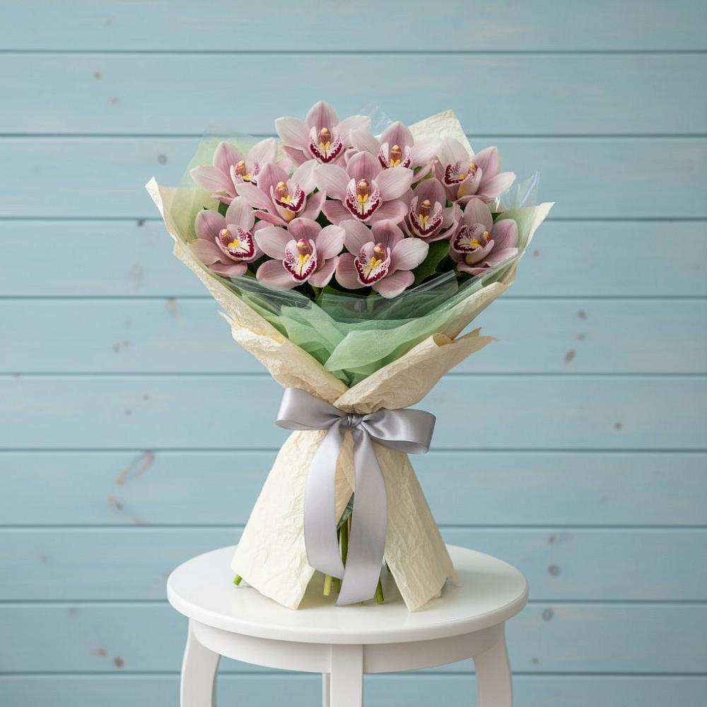 Букет цветов из: Орхидеи и Розы в Митрополье