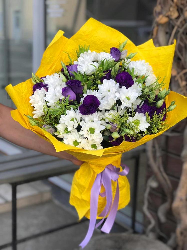 Букет цветов из: Ирисы, Хризантемы и Ромашки в Митрополье