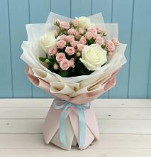 Букет цветов из:  Розы #REPLACE_PRED# Митрополье