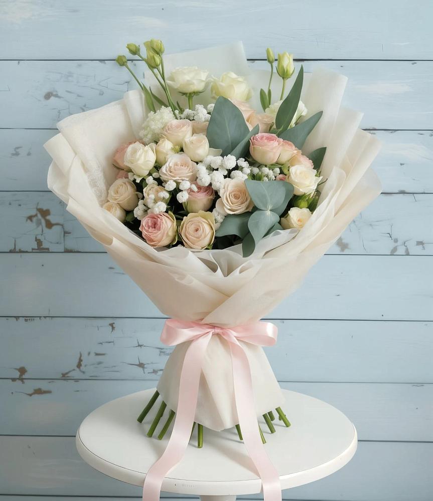 Букет цветов из: Розы и Лизиантусы в Митрополье